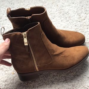 New Tommy Hilfiger Booties